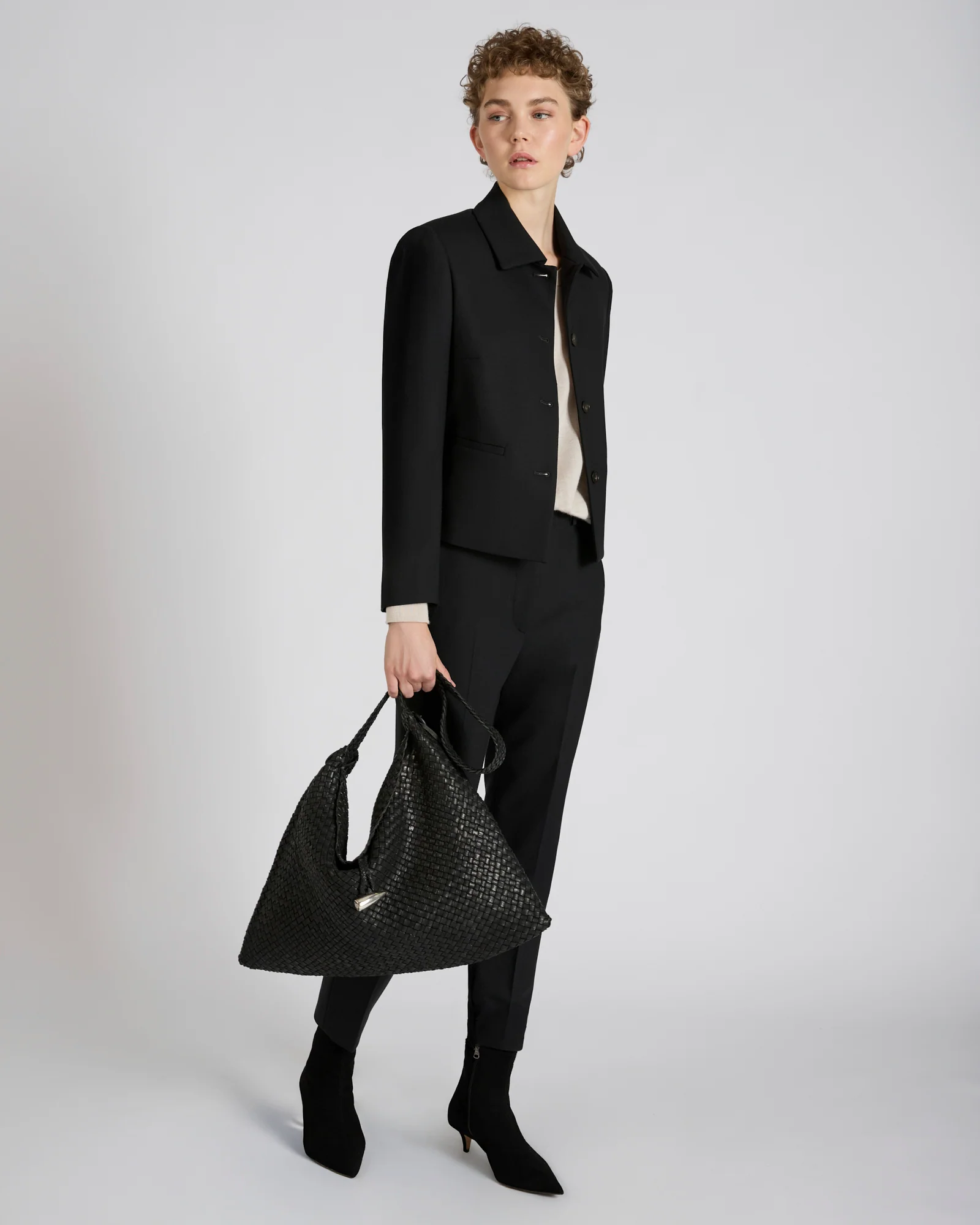 Maxi calfskin shoulder bag - Image 3