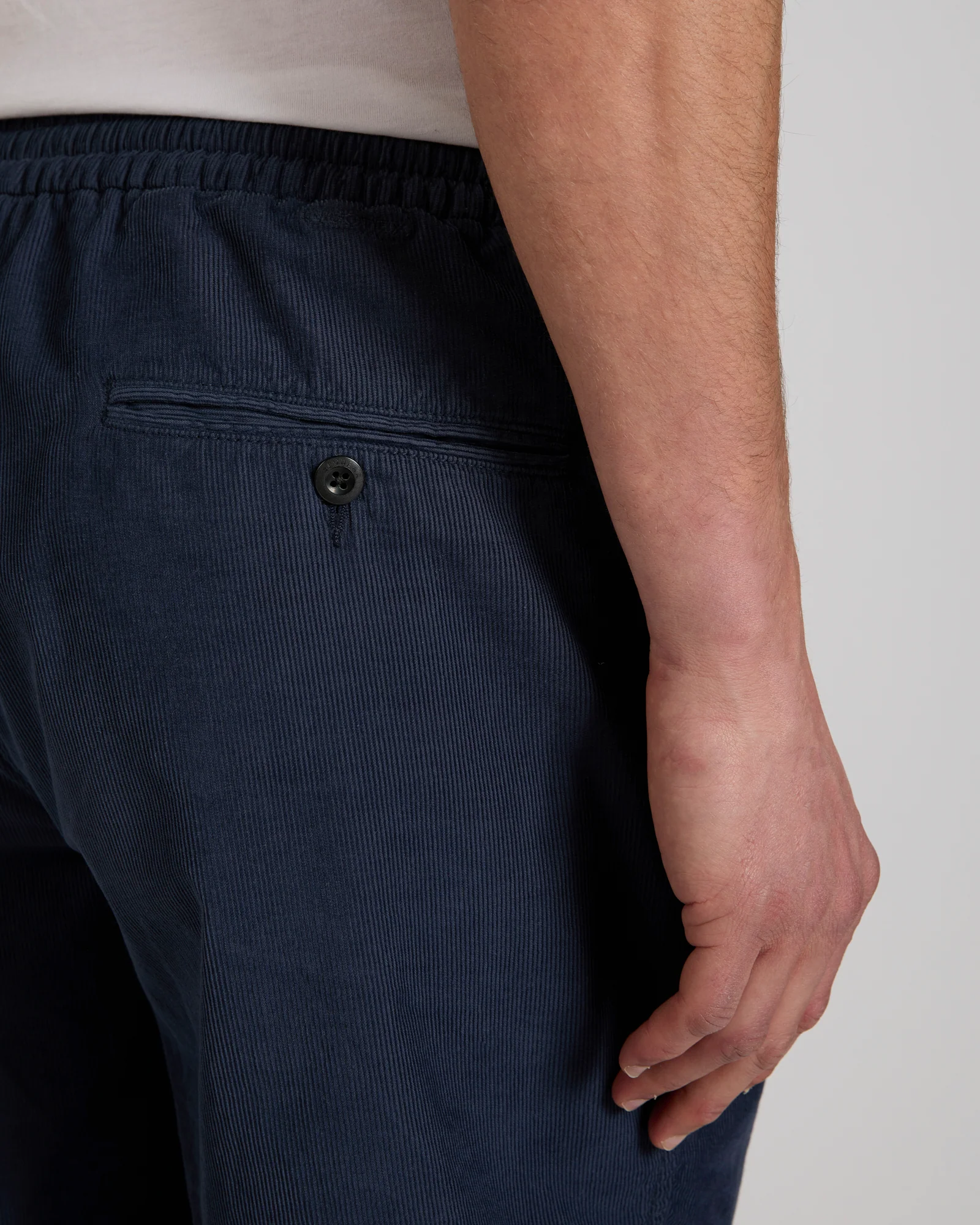 Regular fit corduroy Bermuda shorts - Image 4