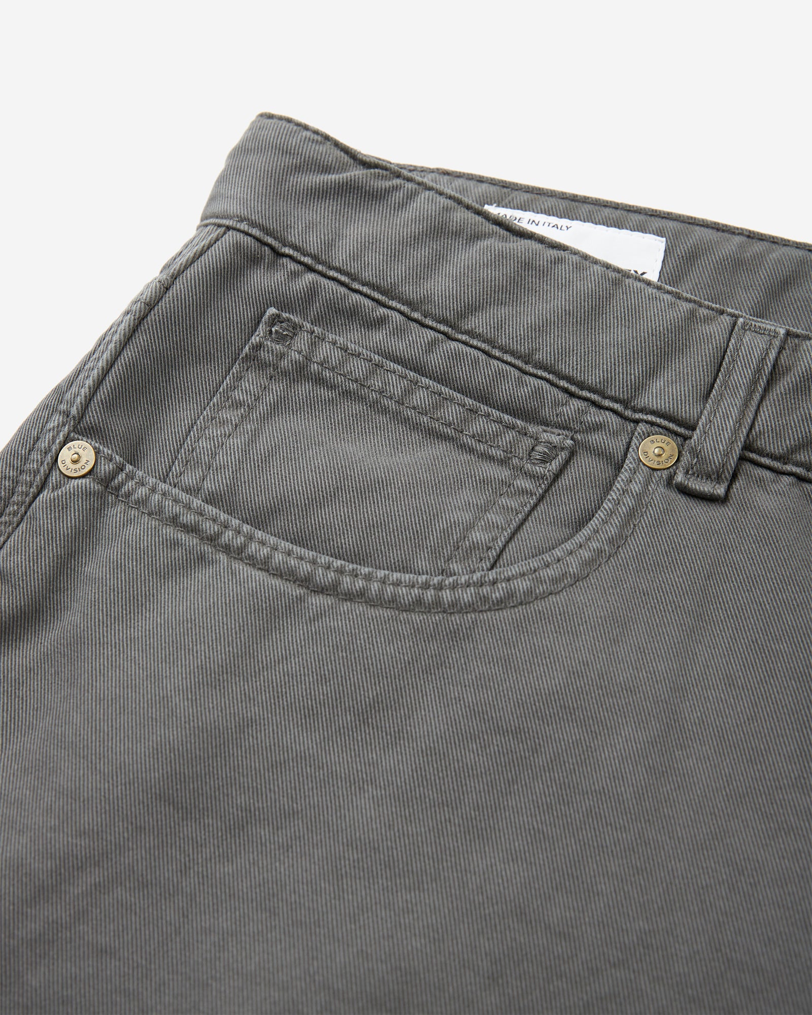 Slim-fit five-pocket trousers in cotton and cashmere - Image 7