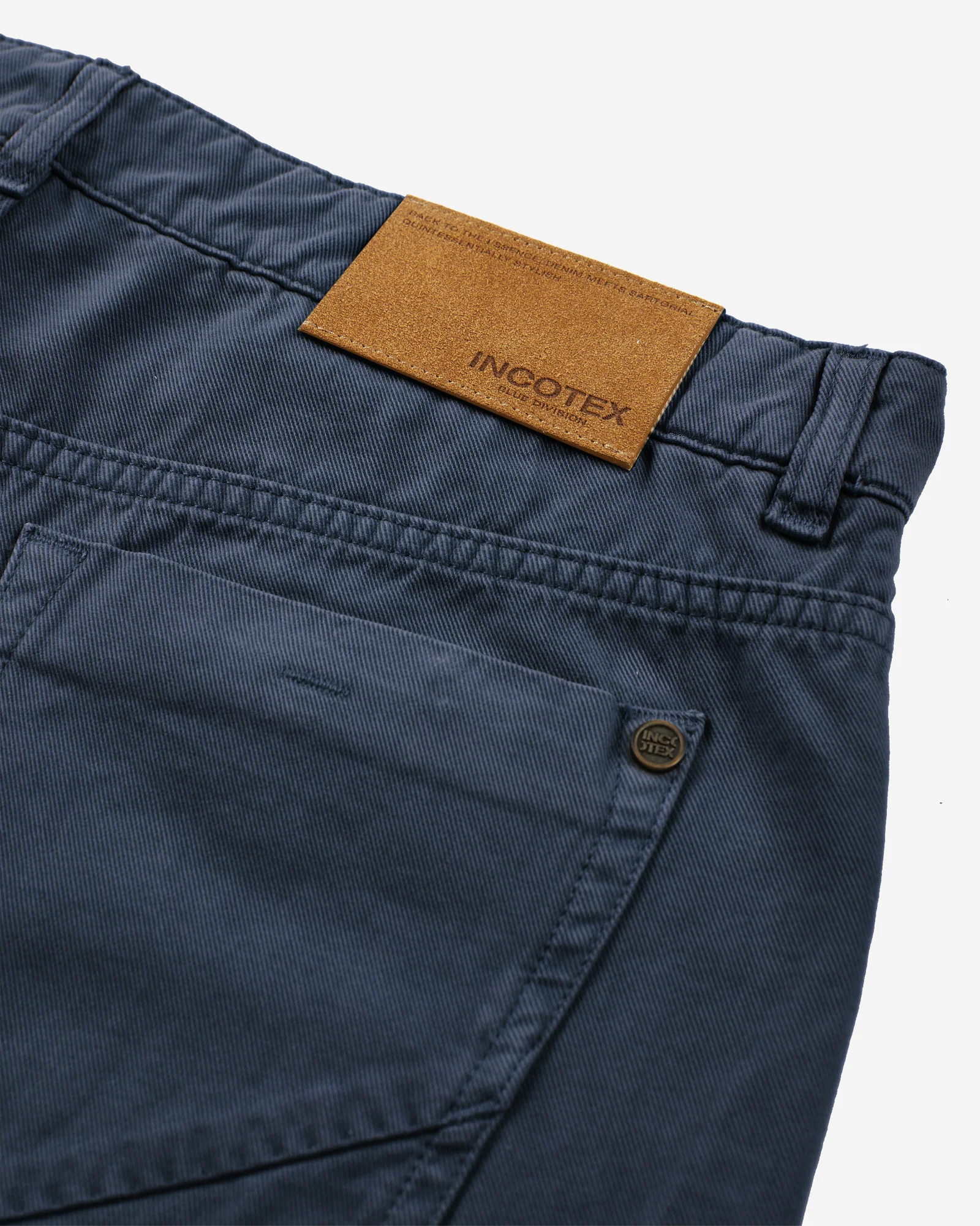Slim-fit five-pocket trousers in cotton and cashmere - Image 8