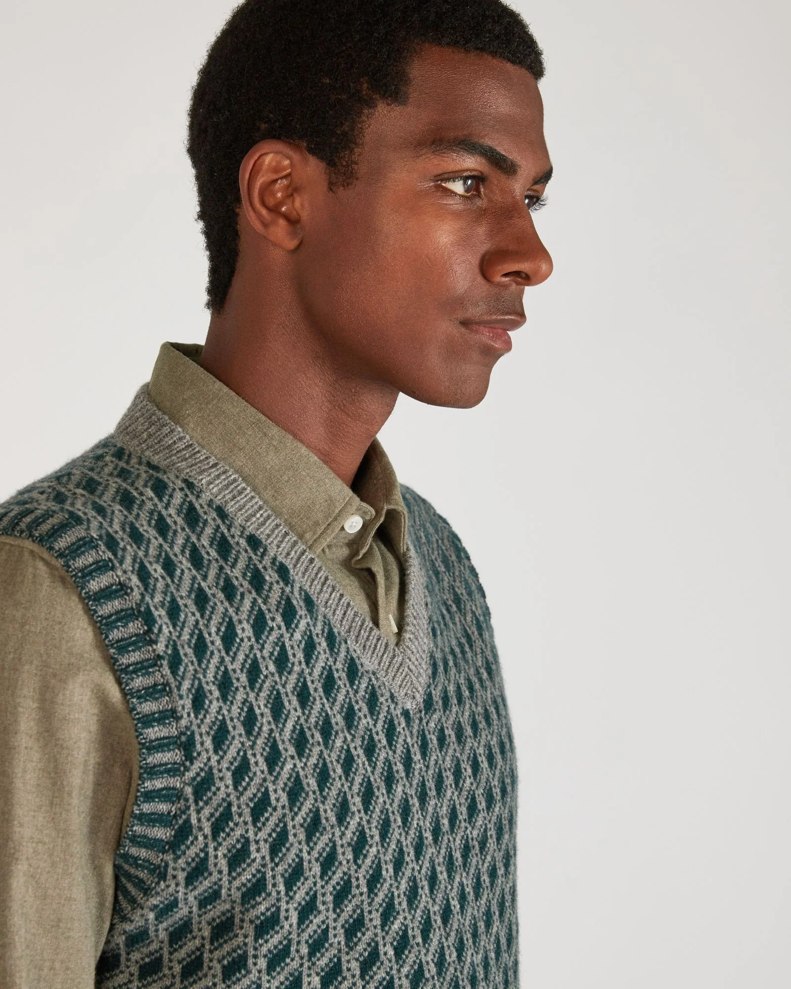 Slim fit Geelong wool gilet - Image 4