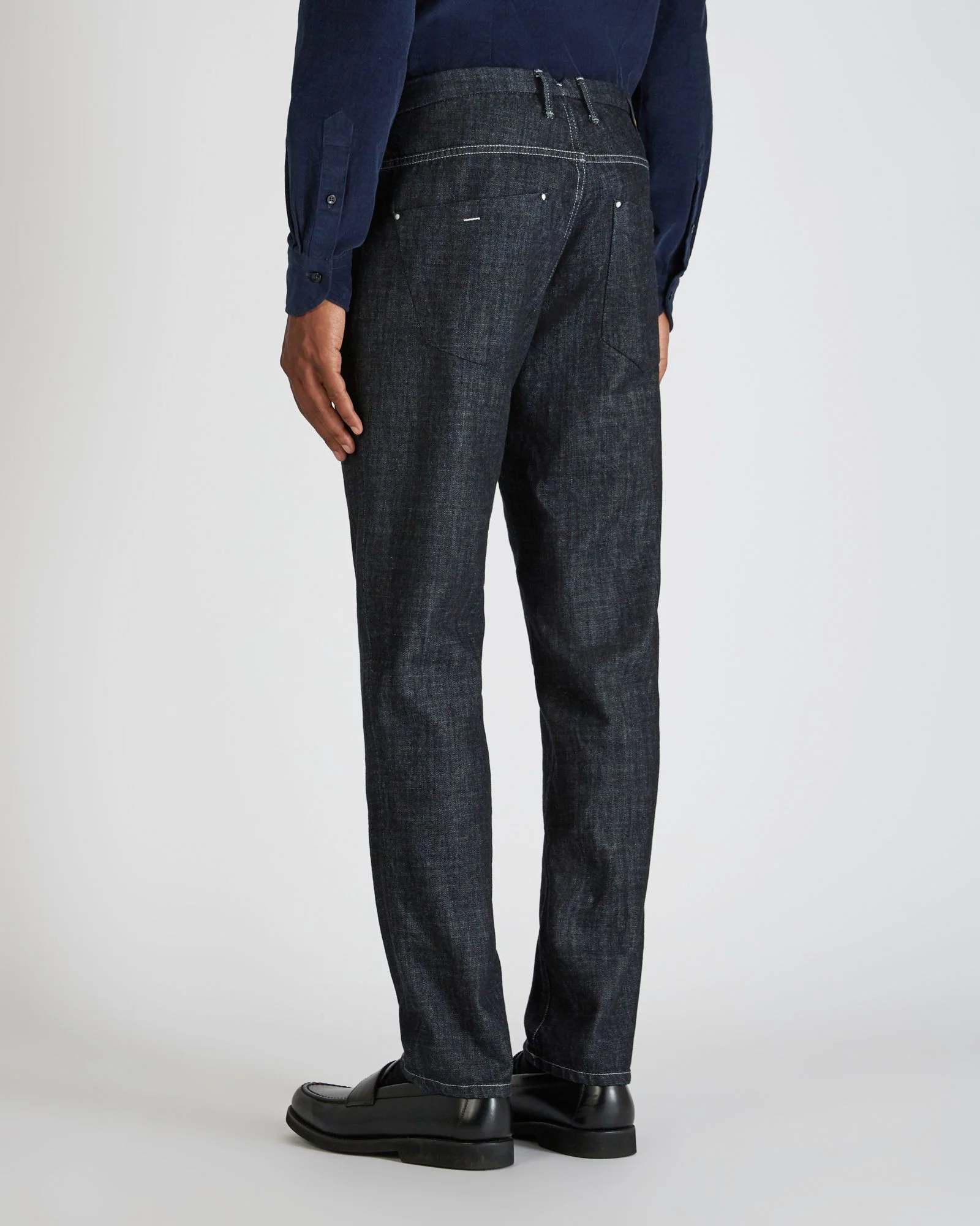 Slim fit tailored trousers made of stretch denim - Image 3