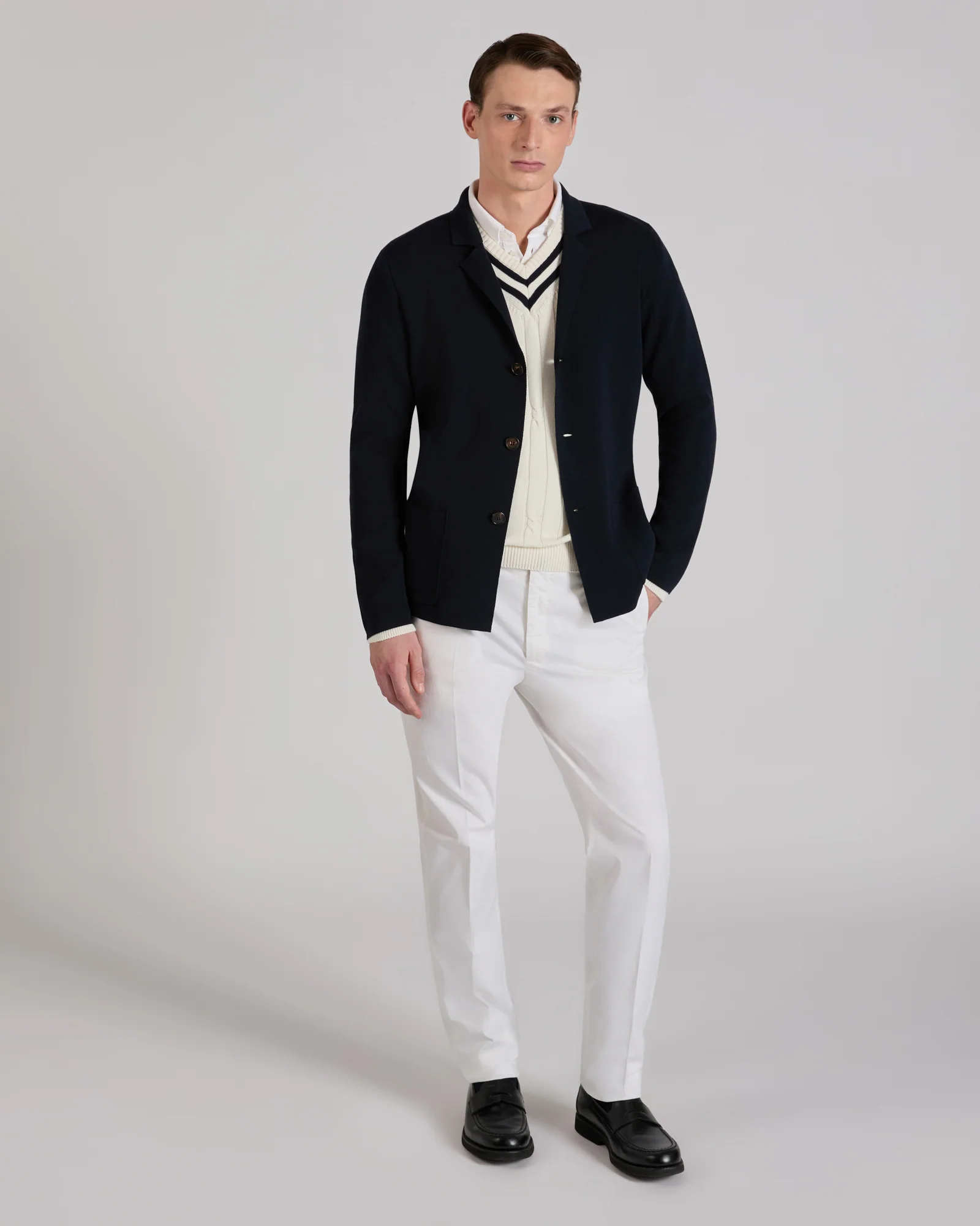 Slim fit V-neck cotton jumper - Image 5