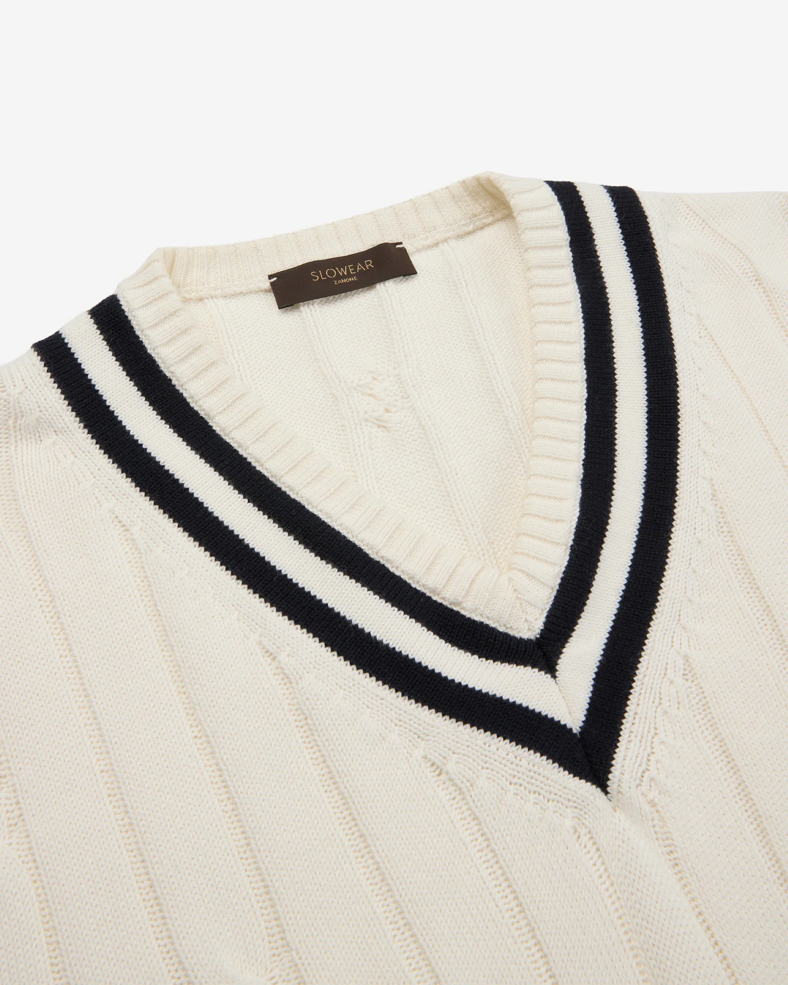 Slim fit V-neck cotton jumper - Image 6