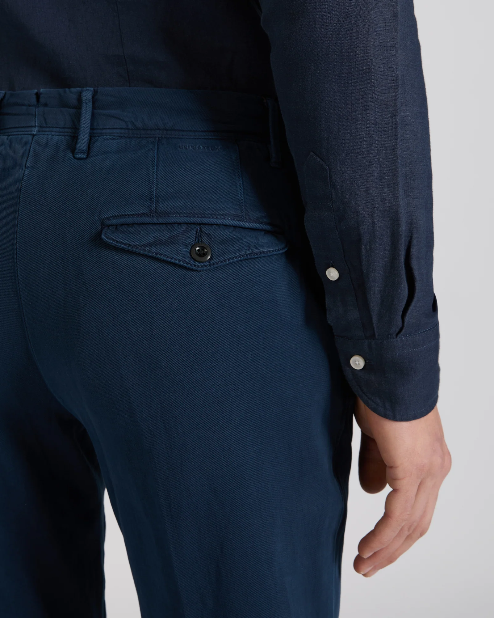 Tapered fit cotton trousers - Image 4