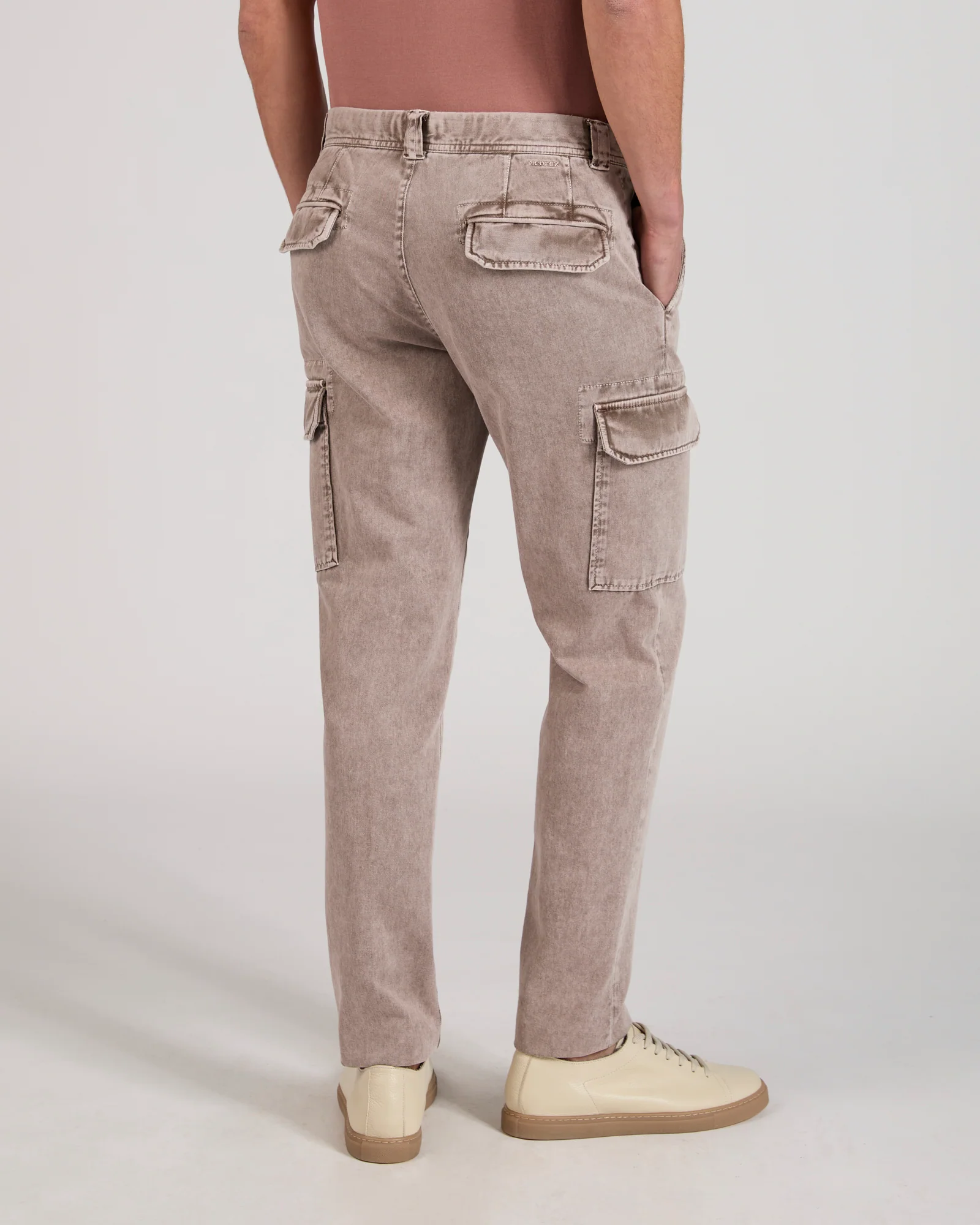 Tapered fit organic cotton cargo trousers - Image 3
