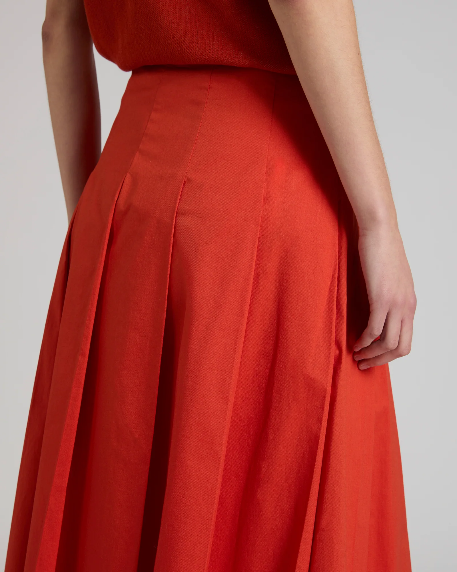 Wide fit skirt in stretch cotton - Image 4