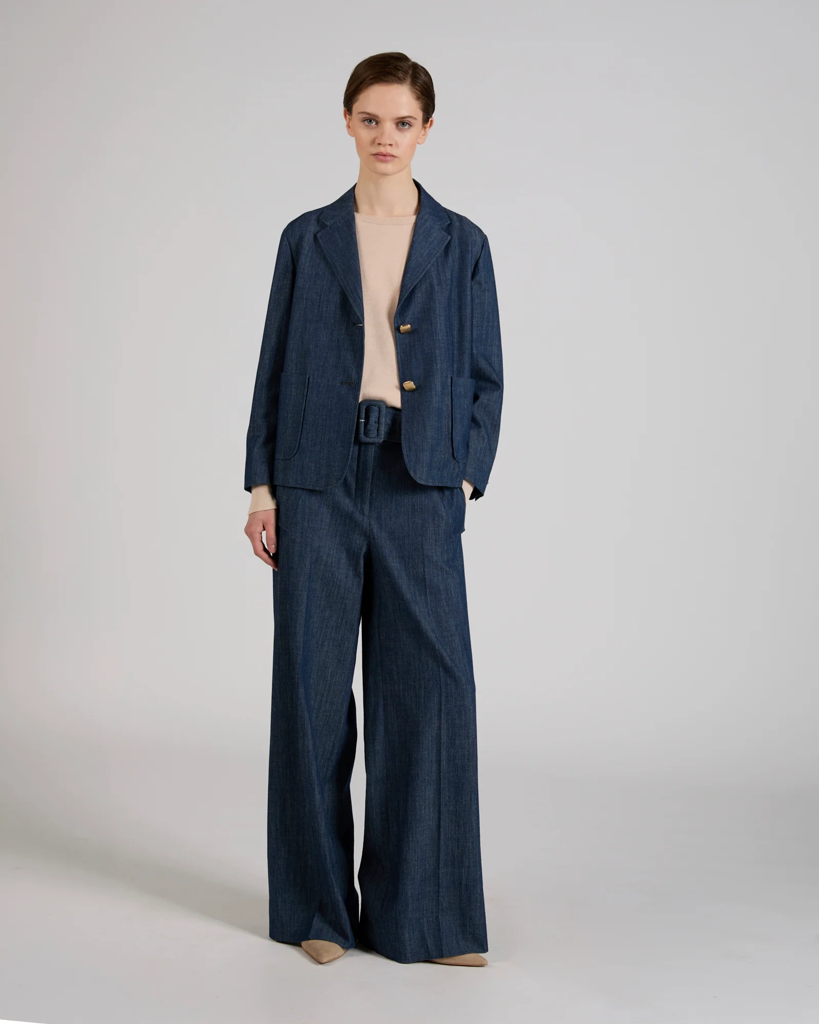 Wide fit trousers in denim - Image 5